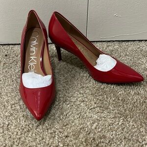 Sz 7.5 Calvin Klein Red Patent Leather Pumps